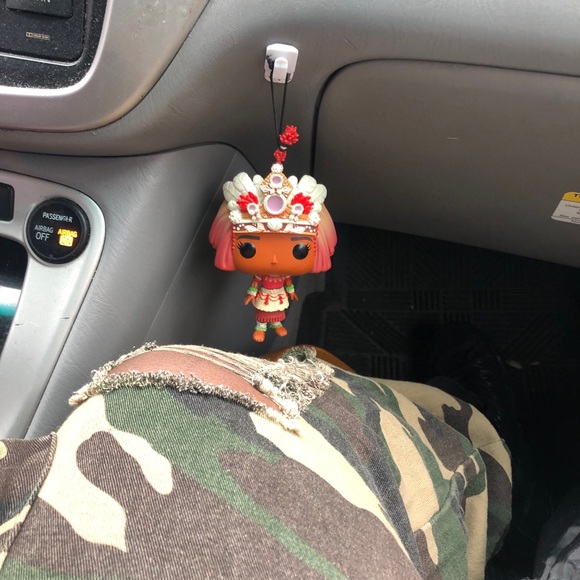 Meet your Posher, Syretta - Picture 1 of 1